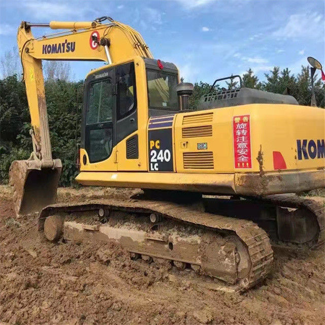 ২৬ টন প্রায় নতুন জাপান থেকে আমদানি করা ক্রলার এক্সক্যাভার মেশিন ব্যবহৃত পুনর্নবীকরণ Komatsu pc 240LC-8
