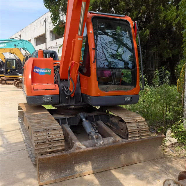 8 টন প্রস্তুত ব্যবহৃত Excavator কাজের জন্য এবং অভিজ্ঞ ব্যবহৃত কোরিয়া আমদানি Doosan DX 75