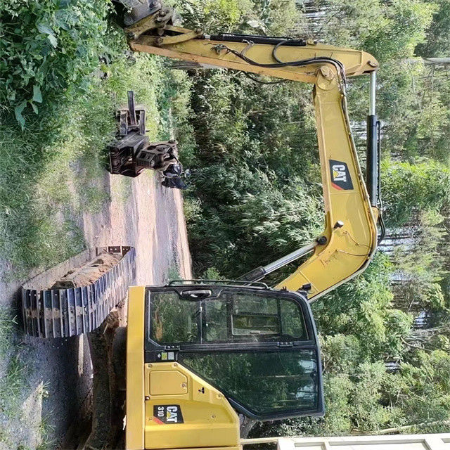 9.44 টন প্রায় নতুন জাপান আমদানি ক্রলার খননকারী মেশিন ব্যবহৃত সংস্কার CAT 310