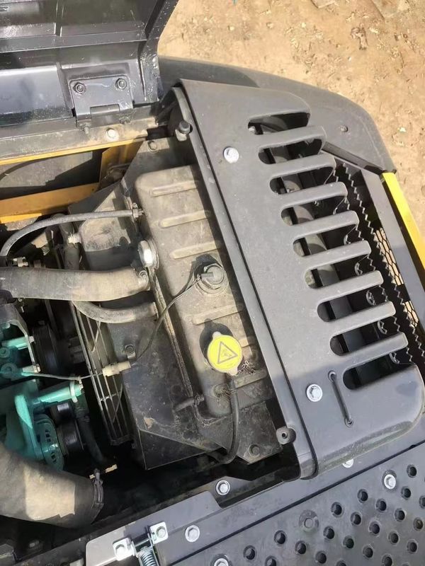 সুইডেন উচ্চ মানের ভলভো EC140D ক্রলার খননকারী মেশিন প্রায় নতুন ব্যবহৃত 100% প্রস্তুত