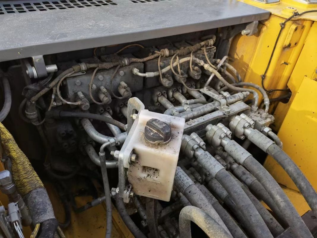 ব্যবহৃত Liebherr R966 কাজ করার জন্য প্রস্তুত এবং অভিজ্ঞ জার্মান ভাল অবস্থায় আমদানি