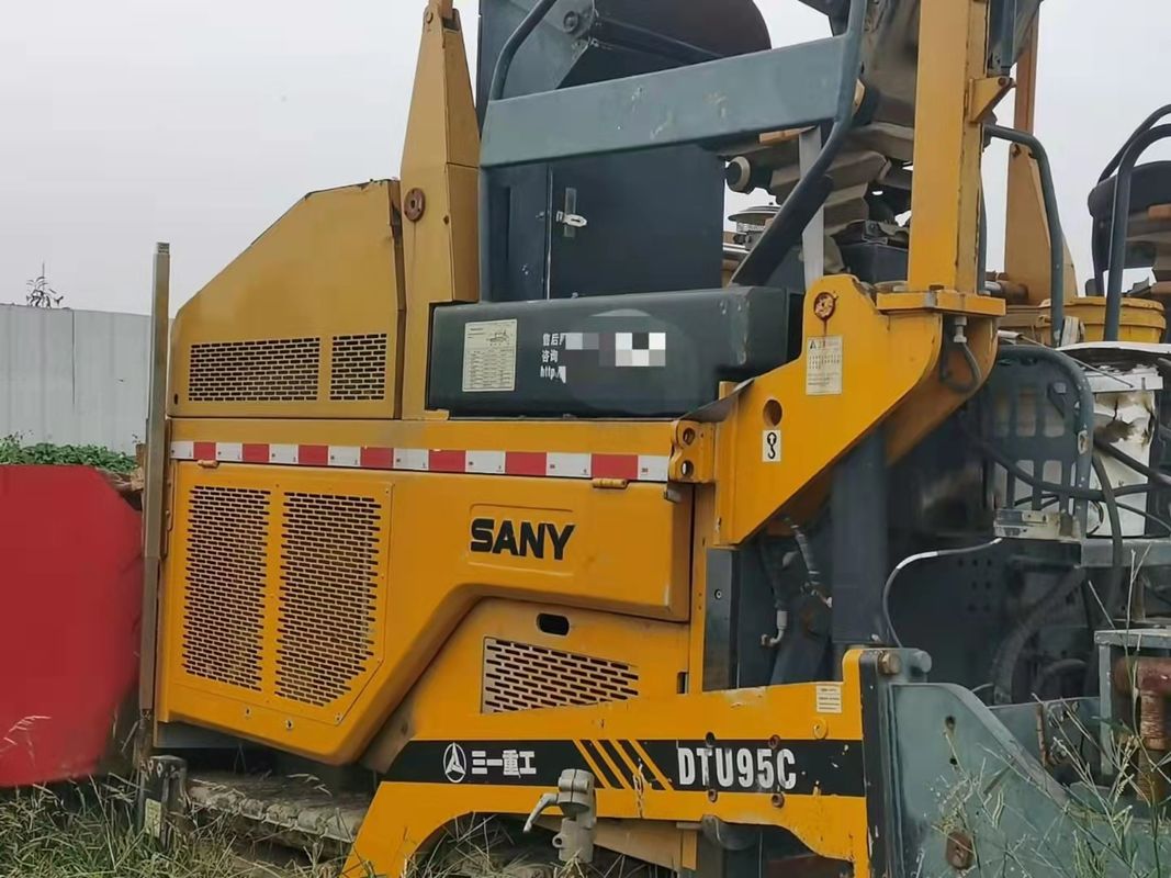 দুই অক্ষের নিম্ন-বিস্তৃত সেমি ট্রেলার SANY DTU95C সাধারণত ভারী বা অতিরিক্ত আকারের লোড পরিবহনের জন্য