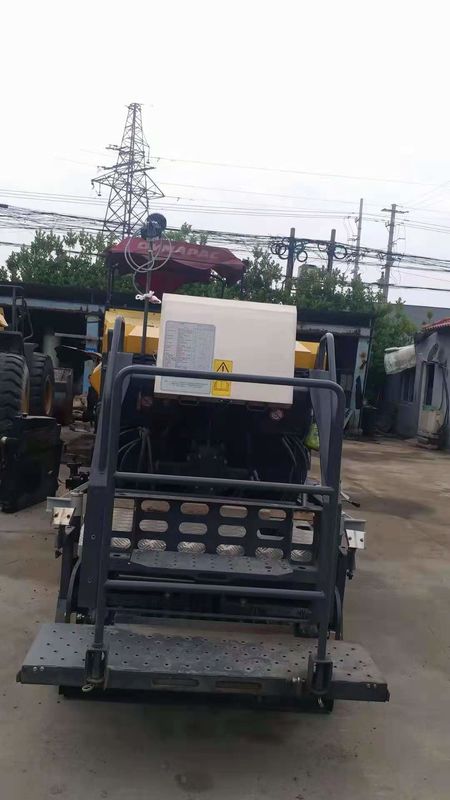 ছোট ক্রলার টাইপ Asphalt Paver XCMG RP355 মূল ছোট আকারের প্রকৌশল প্রকল্পের জন্য