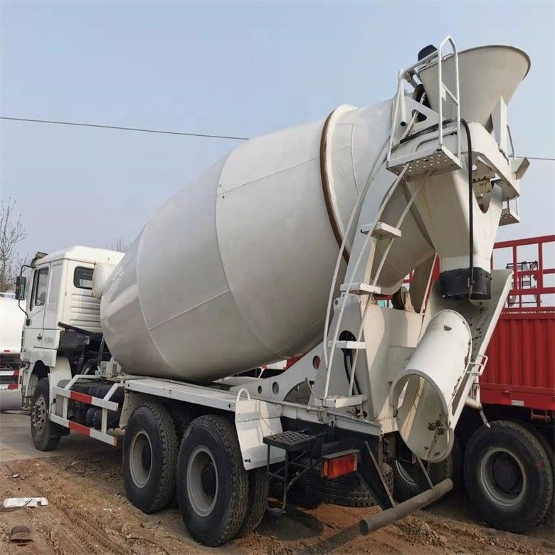 সেকেন্ড হ্যান্ড শ্যাকম্যান F3000 কংক্রিট সিমেন্ট মিক্সার ট্রাক 20r/min মিশ্রন ড্রাম গতি সঙ্গে