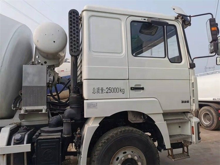 সেকেন্ড হ্যান্ড শ্যাকম্যান F3000 কংক্রিট সিমেন্ট মিক্সার ট্রাক 20r/min মিশ্রন ড্রাম গতি সঙ্গে