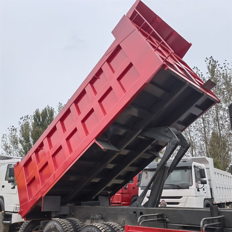সেকেন্ড হ্যান্ড 371hp ডাম্প ট্রাক ব্যবহৃত হাওও 6x4 মাল্টিমিডিয়া সিস্টেমের সাথে ট্যাপার ট্রাক 10 চাকা