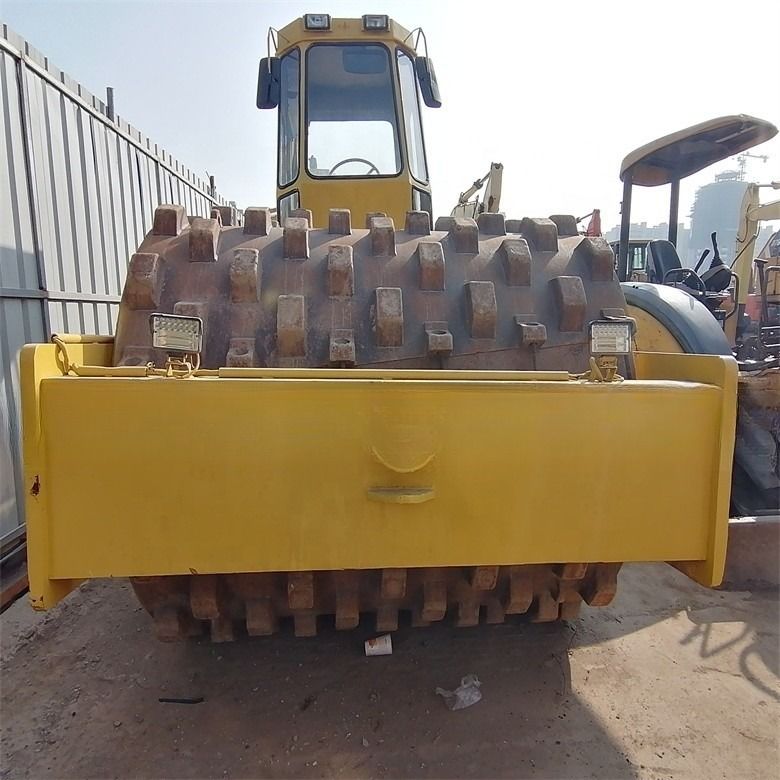 ডিজেল ইঞ্জিন রোড প্যাভিং Bomag BW217D-2 ব্যবহৃত একক ড্রাম ভেড়া পা হাইড্রোলিক রোড রোলার