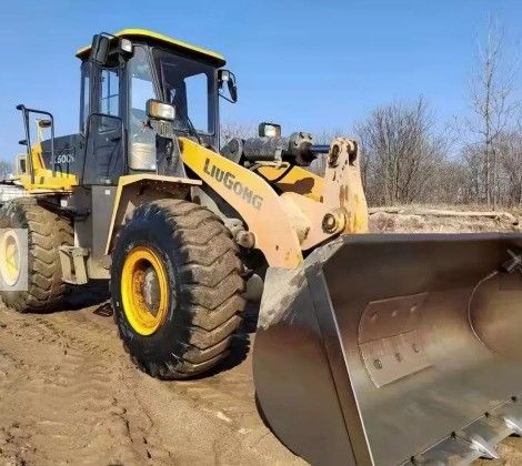 2019 ফ্রন্ট এন্ড লোডার লিউগং ZL50CN হুইল টাইপ 5 টন গ্রাউন্ডমোভিংয়ের জন্য ব্যবহৃত মেশিন