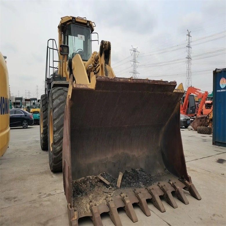 নির্মাণ 12 টন ব্যবহৃত Komatsu WA600-3 হুইল লোডার 600 মডেল ভারী সামনের হেড লোডার WA600-6