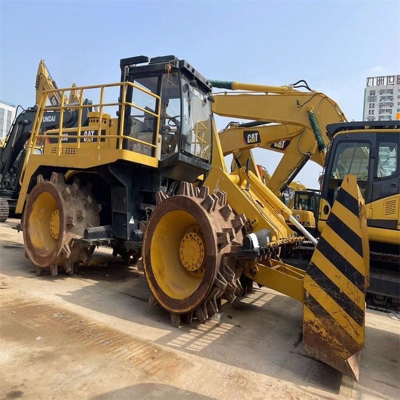 জাপান তৈরি CAT 826G কমপ্যাক্ট CAT অরিজিনাল ৩৪০৬ ডিআইটিএ ইঞ্জিন সহ কম কাজের সময়