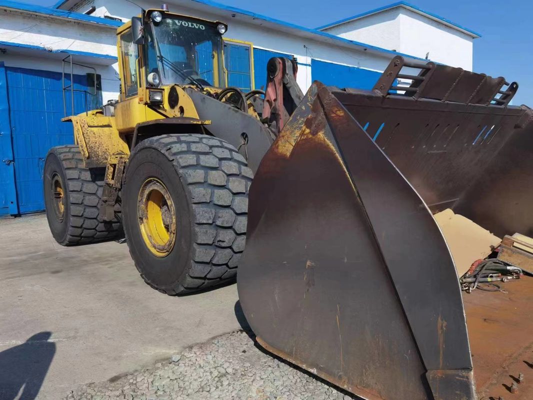 4WD ড্রাইভ টাইপ ব্যবহৃত লোডার ভোলভো L220E মূল নকশা চাকা স্কিড-স্টিয়ার লোডার চলমান প্রকার