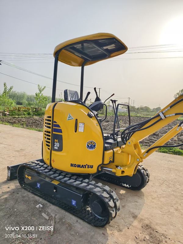 2 টন সার্টিফাইড ব্যবহৃত কমাতু পিসি 20 এমআর ক্রলার এক্সক্যাভেটর মেশিন প্রায় নতুন বিক্রয়ের জন্য