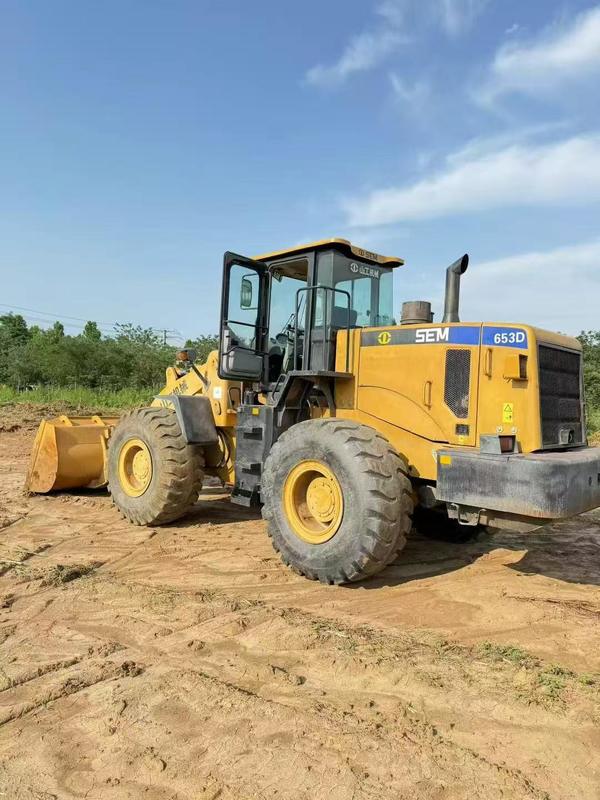 ব্যবহৃত SEM653D হুইল লোডার 5 টন বিক্রয়ের জন্য পুনর্নির্মাণ কম ঘন্টা বিশ্বব্যাপী রপ্তানির জন্য প্রস্তুত