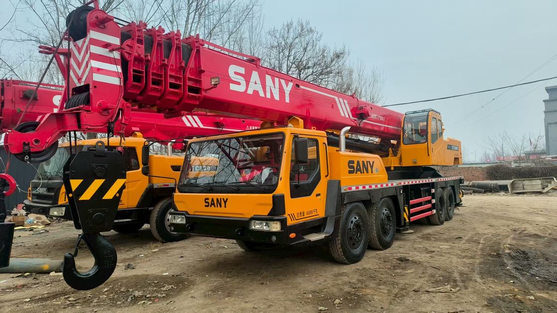 ব্যবহৃত SANY STC800 ট্রাক ক্রেন বিক্রির জন্য।