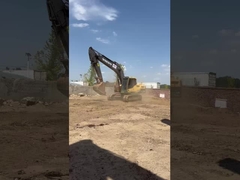 ভলভো ইসি 220 ডি